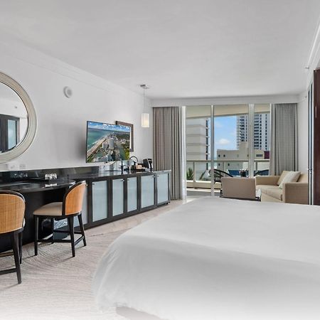 Fontainebleau Resort Balcony W Ocean And City View Miami Beach Esterno foto