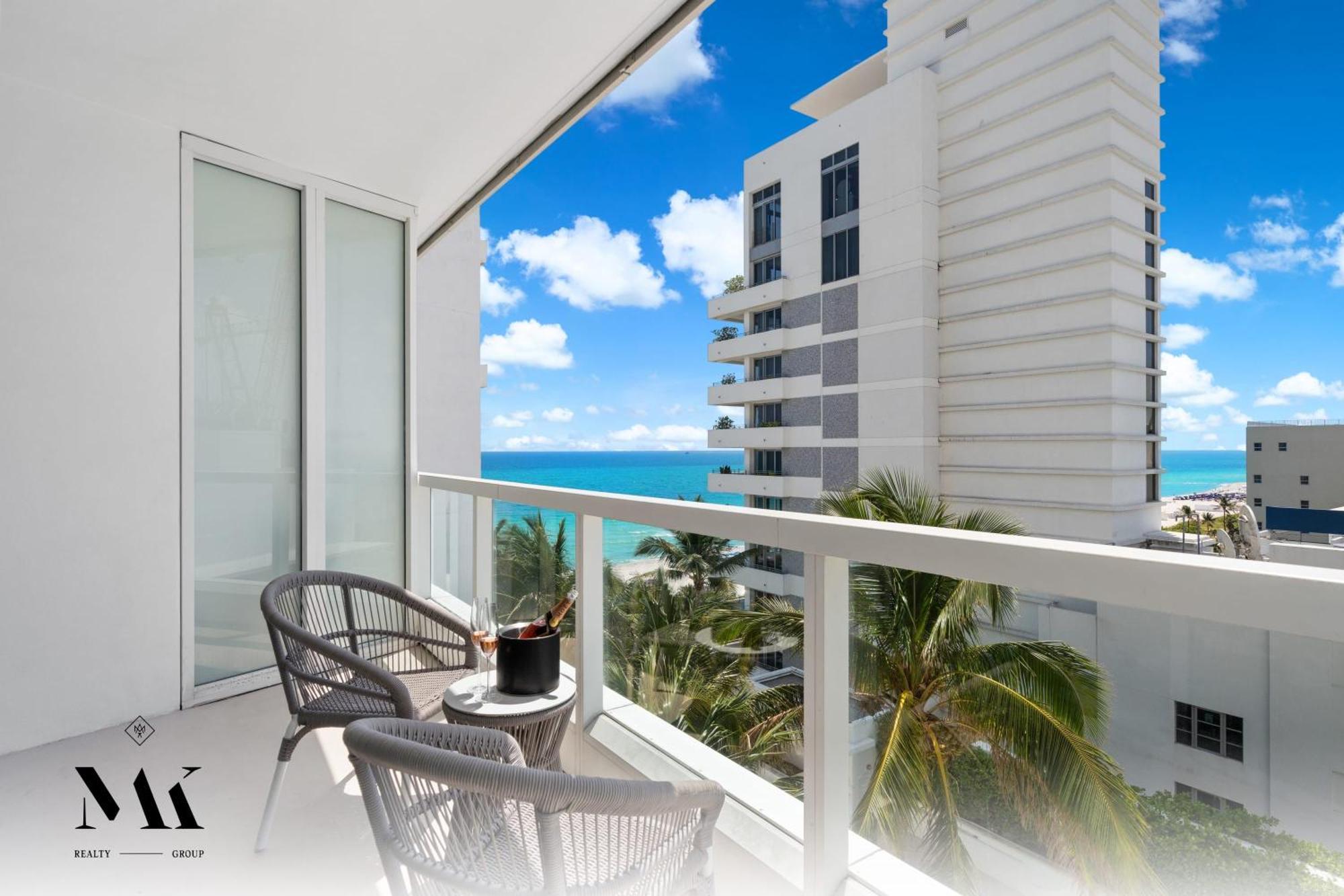 Fontainebleau Resort Balcony W Ocean And City View Miami Beach Esterno foto
